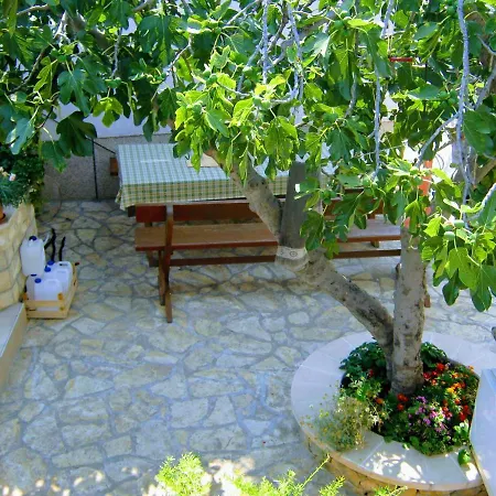 Apartments Tiho&Marija Tribunj (Sibenik-Knin) Exterior photo